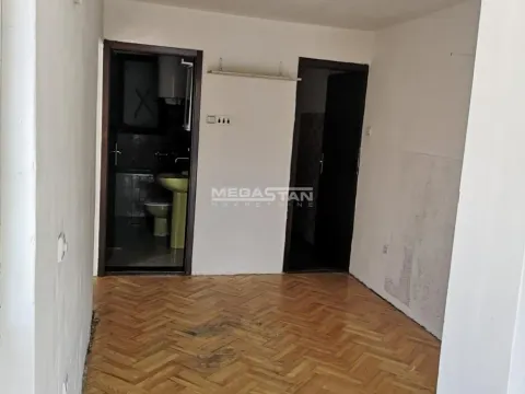 Prodaja, jednosoban stan, 37m², Slavujev Venac, Zvezdara Sve Podlokacije - image 2