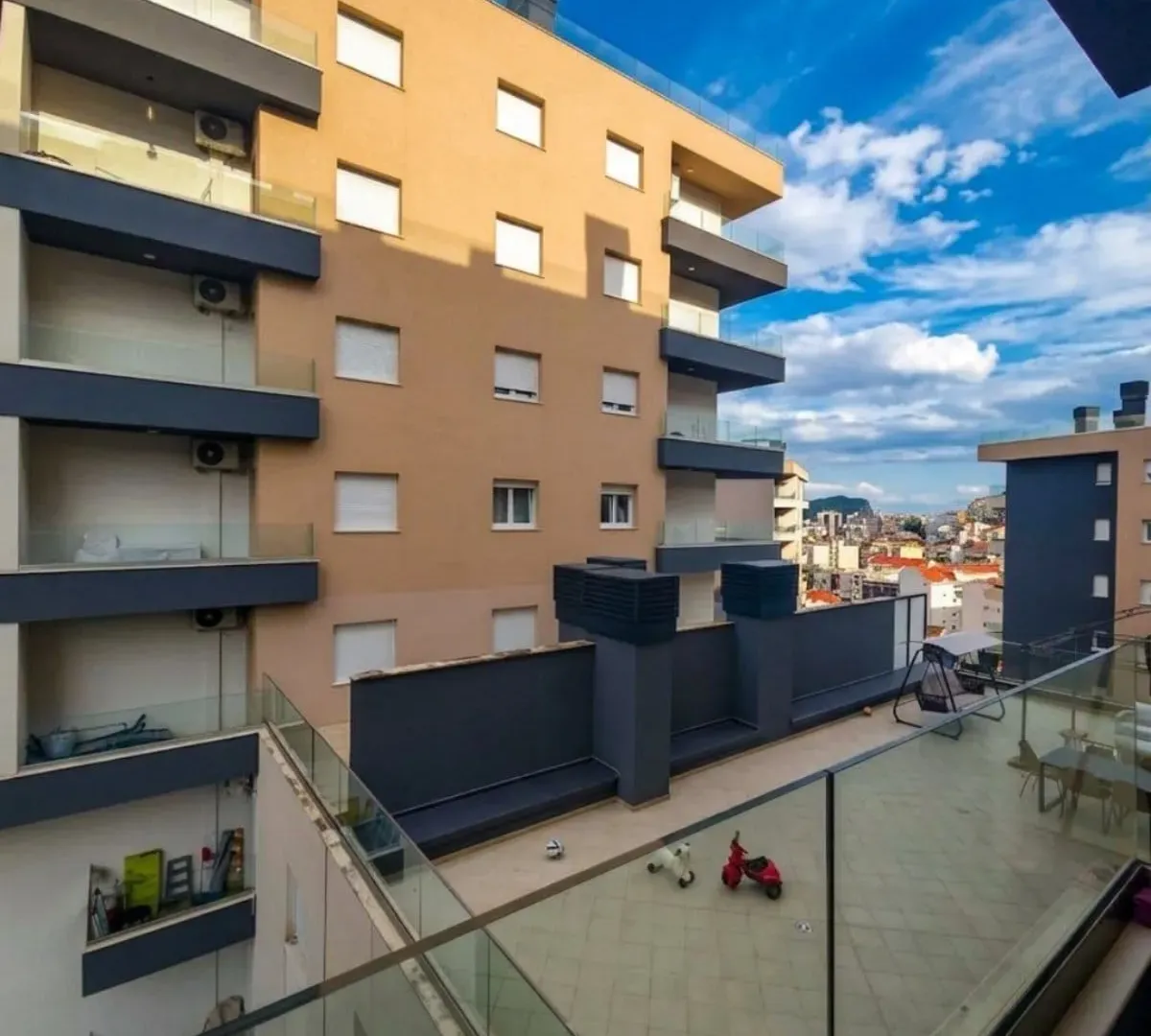 Sale, studio apartment, 32m², Golubovina, Budva