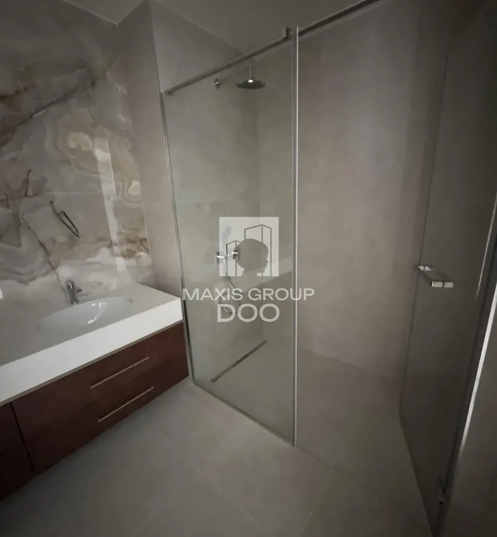 Sale, two bedroom apartment, 79m², Savski Venac, Beograd