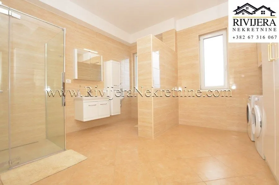 Prodaja, kuća, 256m², Zelenika, Herceg Novi