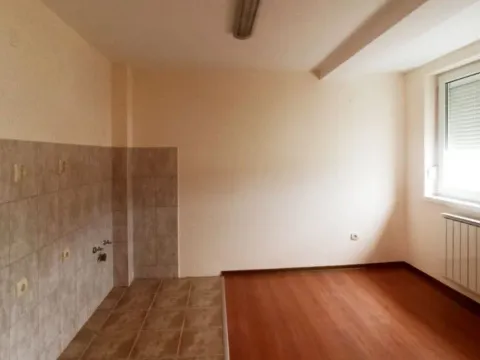 Prodaja, dvosoban stan, 77m², Banja Koviljača, Loznica - image 5