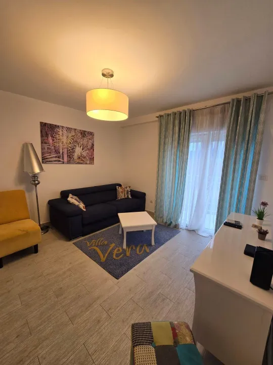 Rent, two bedroom apartment, 56m², Centar, Tivat