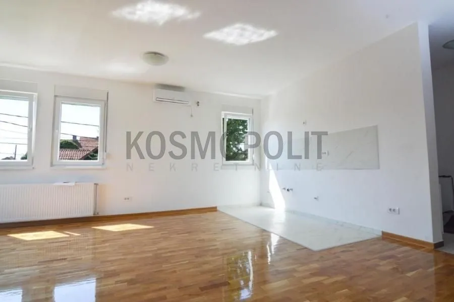 Sale, four bedroom apartment, 95m², Ledine, Beograd