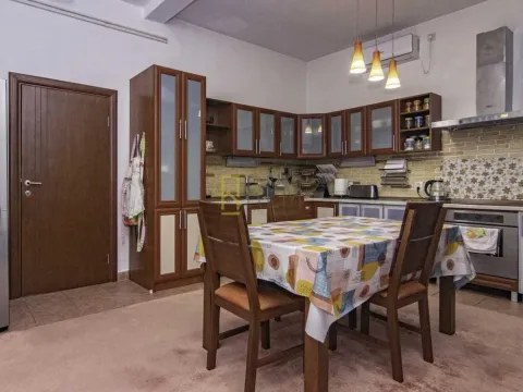 Prodaja, kuća, 400m², Danilovgrad, Crna Gora - image 10