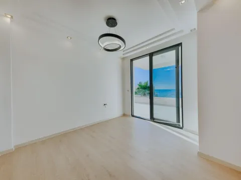 Prodaja, kuća, 365m², Utjeha, Bar - image 12