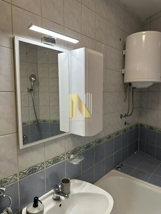 Izdavanje, trosoban stan, 51m², Grbavica, Novi Sad Sve Podlokacije