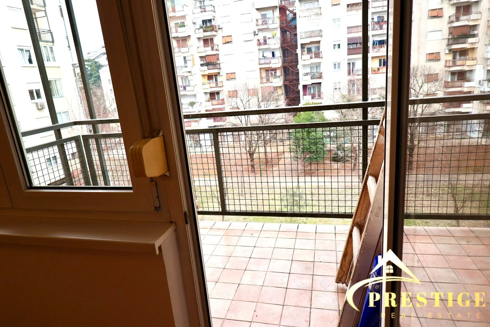 Rent, one bedroom apartment, 45m², Blok 6, Podgorica