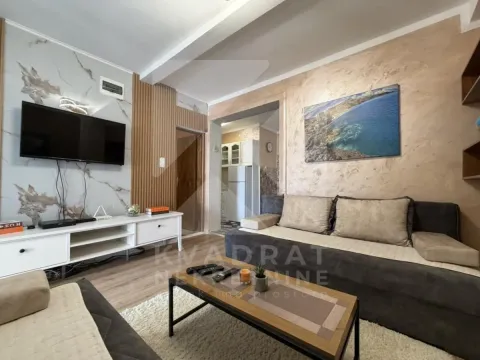 Rent, studio apartment, 35m², Stari Aerodrom, Podgorica - image 3