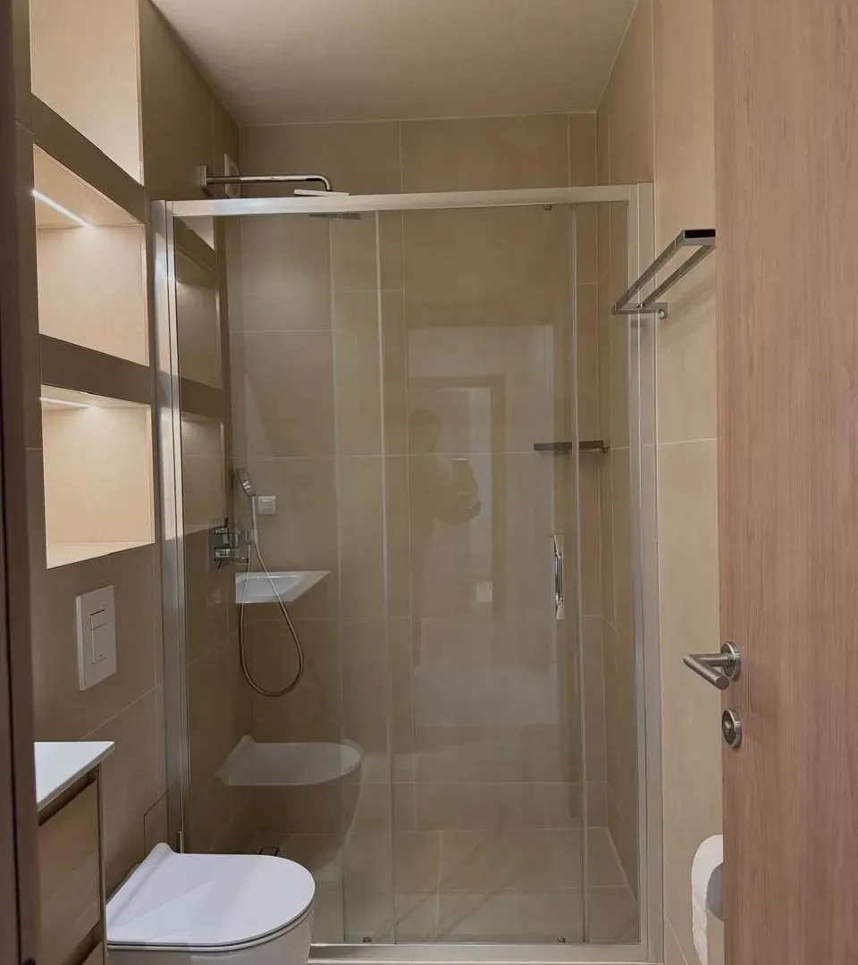 Izdavanje, jednosoban stan, 45m², Centar, Tivat