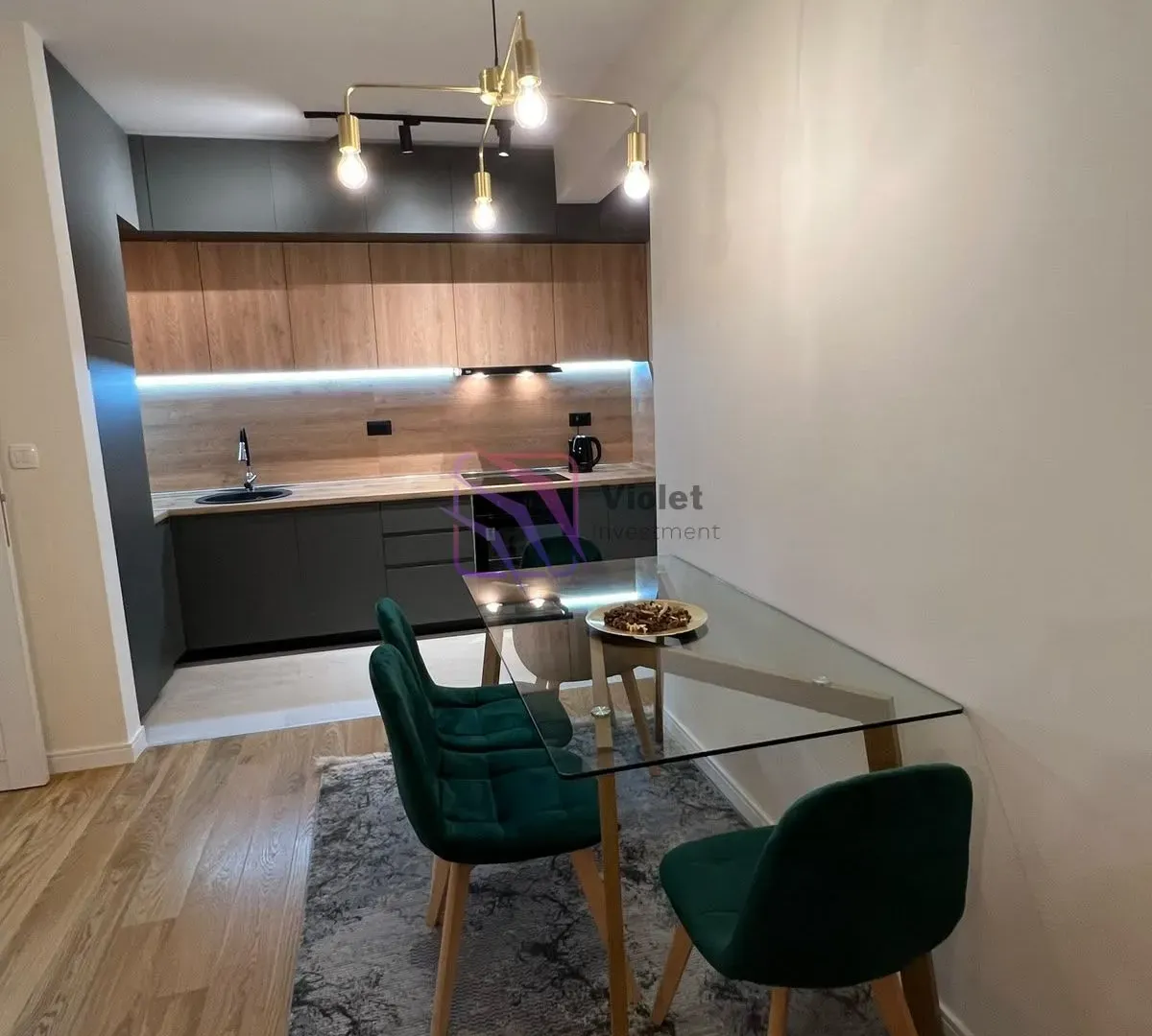Izdavanje, jednosoban stan, 53m², Central Point, Podgorica