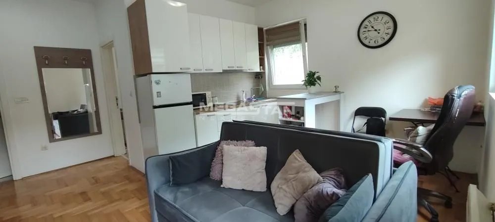 Prodaja, jednosoban stan, 40m², Karaburma, Palilula Sve Podlokacije