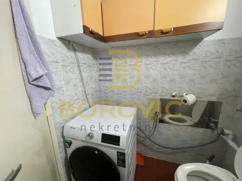 Rent, three bedroom apartment, 41m², Borča 1, Borča Sve Podlokacije - image 11