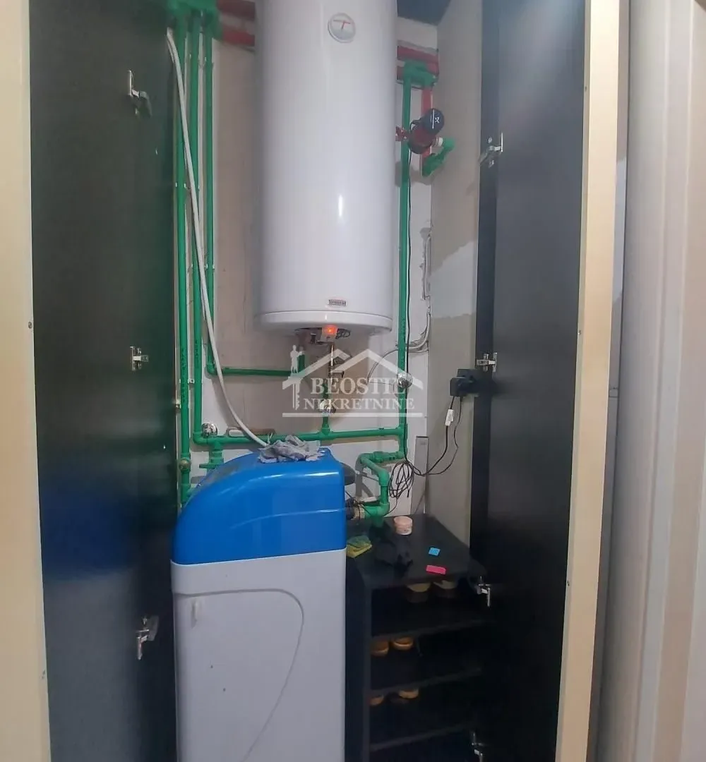 Prodaja, četvorosoban stan, 130m², Centar, Smederevo