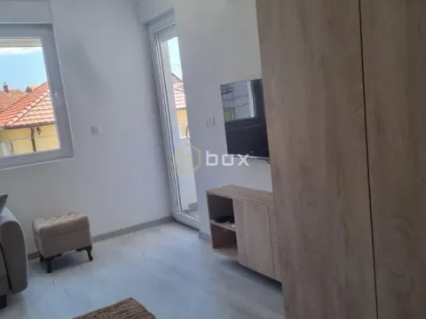 Prodaja, garsonjera, 32m², Pantelej, Niš - image 7