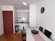 Izdavanje, dvosoban stan, 56m², Krivi Most, Podgorica - image 3