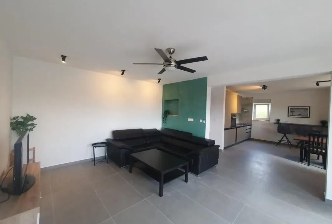 Rent, two bedroom apartment, 154m², Bjeliši, Bar