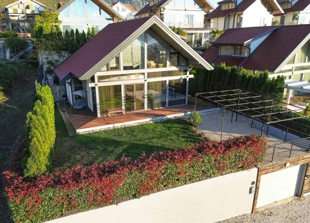 Sale, three bedroom apartment, 172m², Tivat, Crna Gora