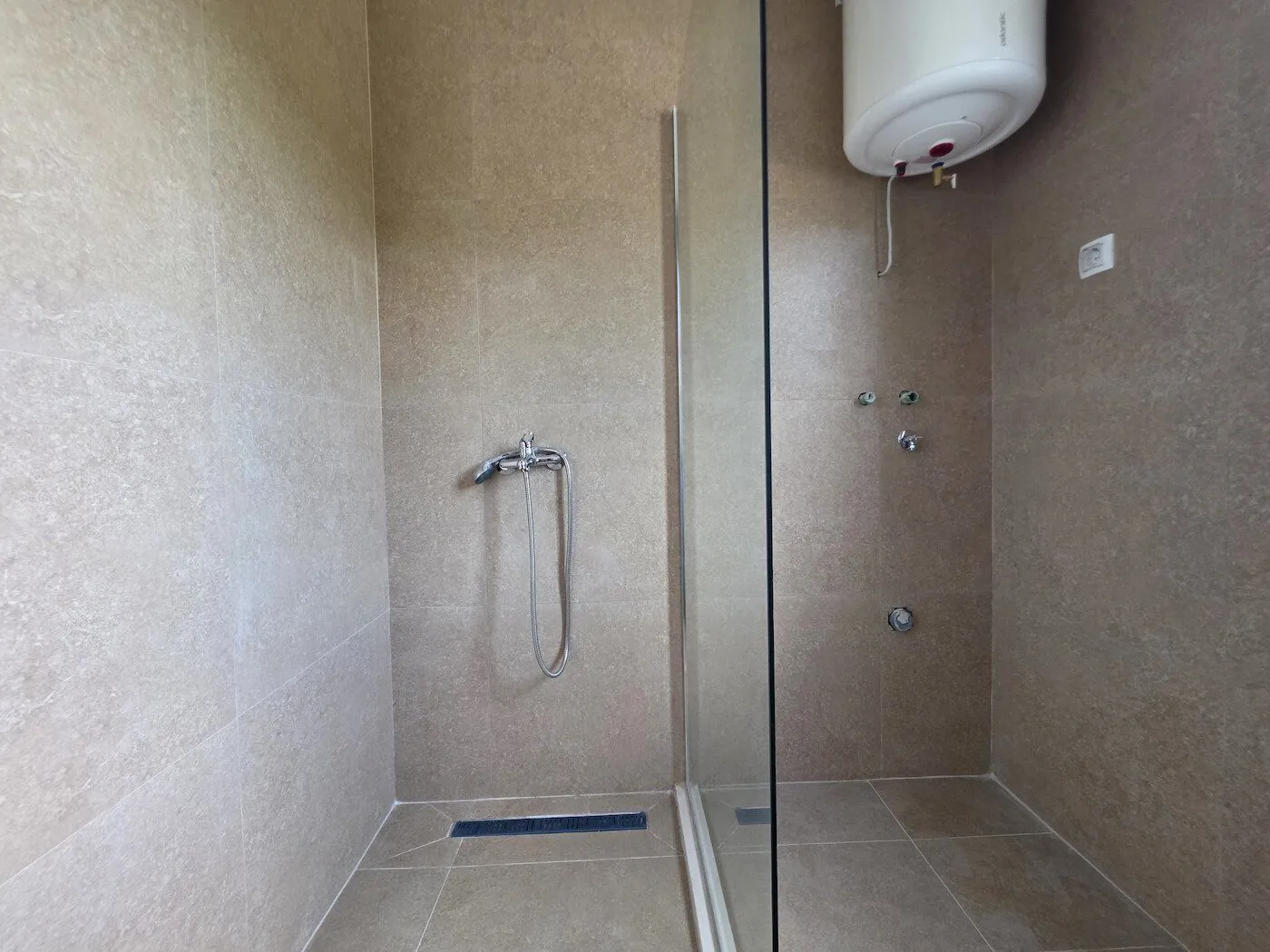 Prodaja, stan, 64m², Tološi, Podgorica