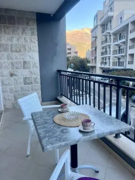Rent, two bedroom apartment, 70m², Babin Do, Budva - image 6