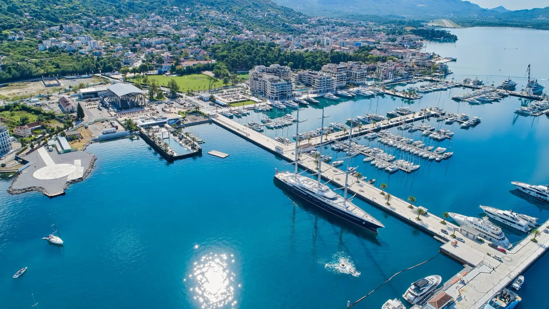 Prodaja, dvosoban stan, 91m², Centar, Tivat