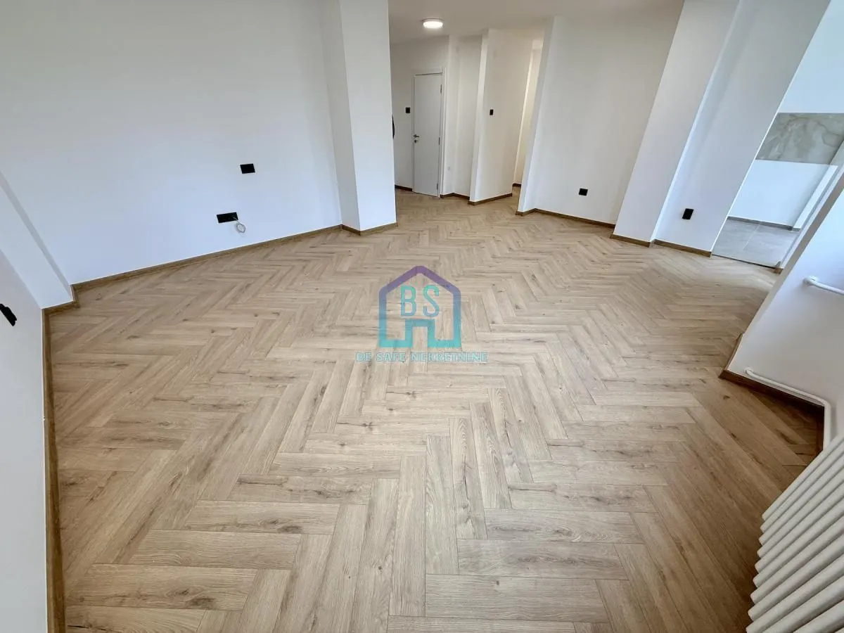 Prodaja, trosoban stan, 73m², Bulevar Oslobodjenja, Novi Sad Sve Podlokacije
