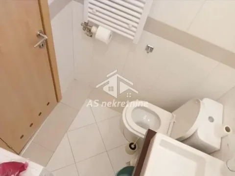 Rent, three bedroom apartment, 98m², Savski Venac, Beograd - image 24