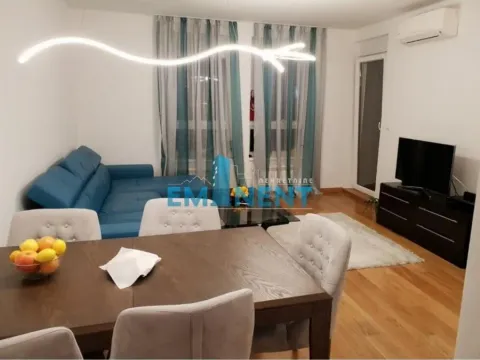Izdavanje, dvosoban stan, 56m², Ada, Beograd - image 1