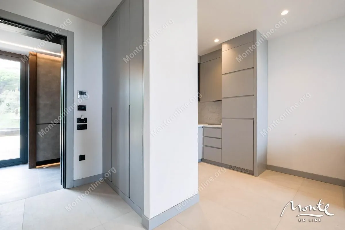 Sale, one bedroom apartment, 49m², Bečići, Budva