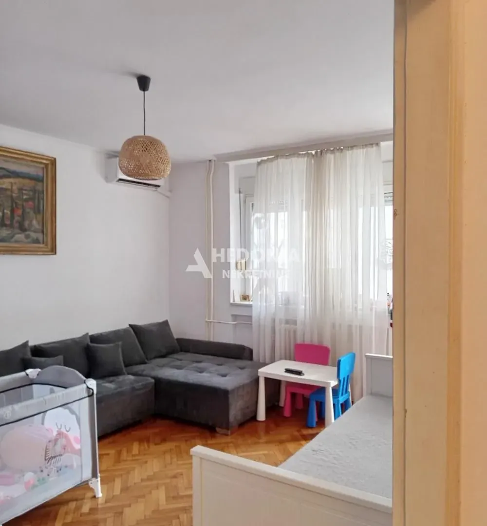 Prodaja, dvosoban stan, 66m², Stari Grad, Beograd