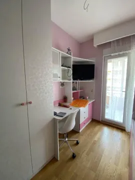 Rent, two bedroom apartment, 75m², City Kvart, Podgorica - image 8