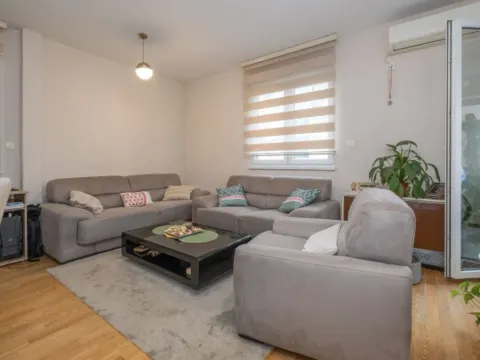 Prodaja, jednosoban stan, 48m², Nova Dalmatinska, Podgorica - image 11