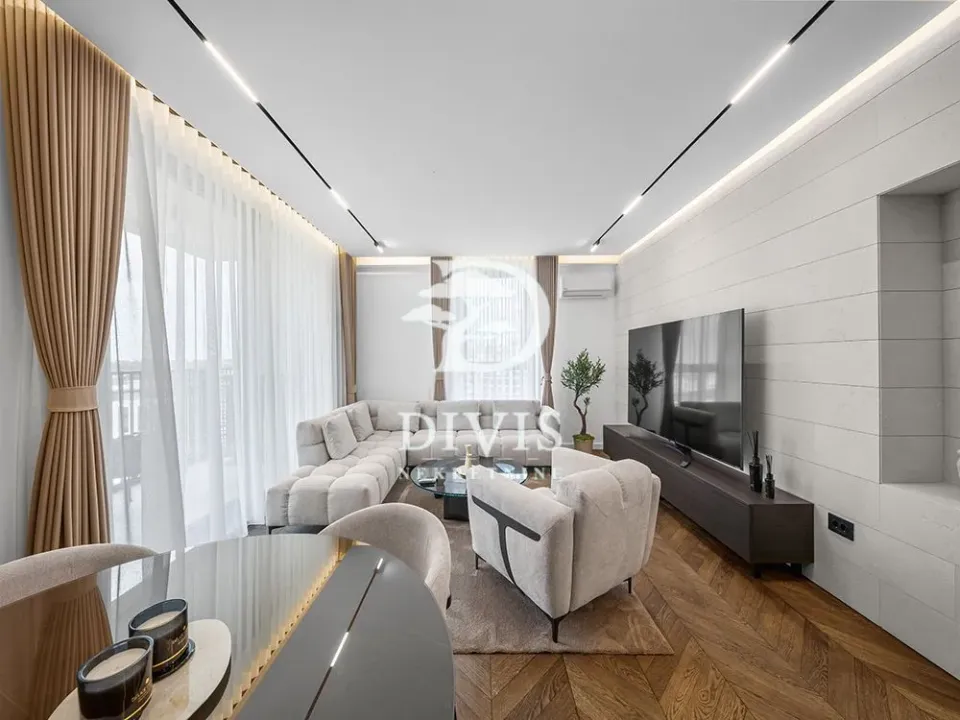 Sale, three bedroom apartment, 82m², Savski Venac, Beograd