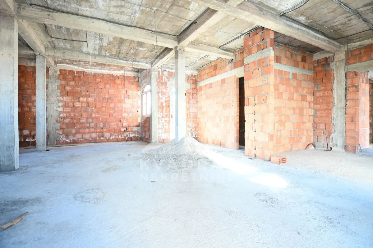 Sale, office space, 380m², Kruševac, Podgorica