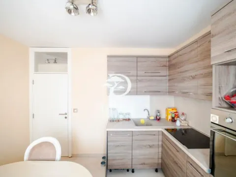 Prodaja, trosoban stan, 80m², Lekino Brdo, Voždovac Sve Podlokacije - image 11