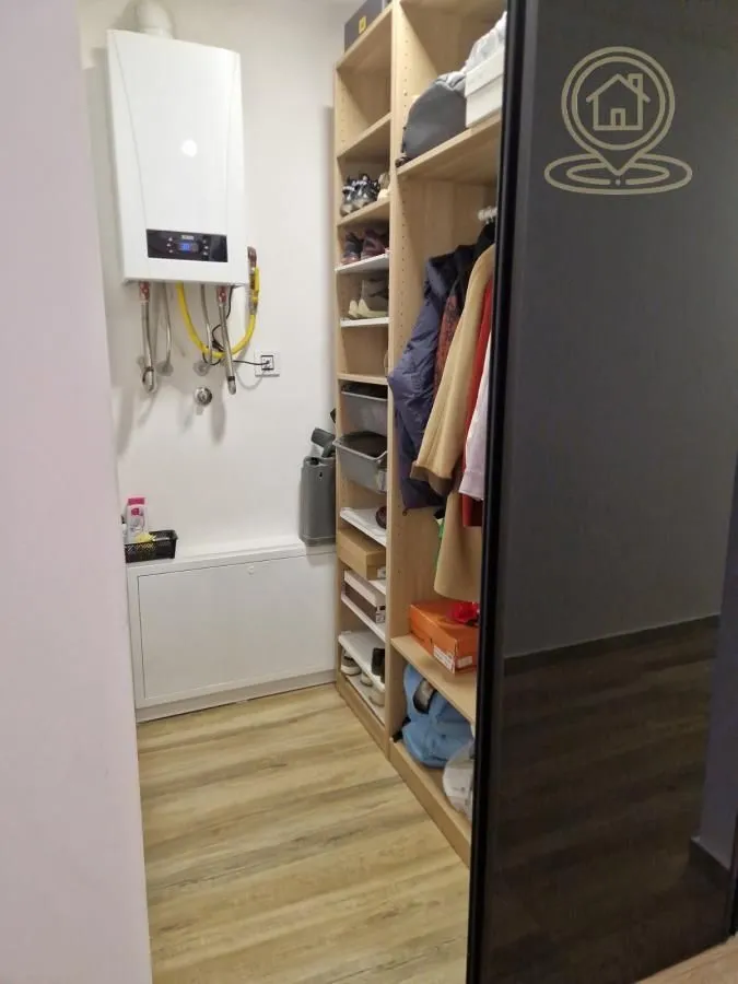 Prodaja, četvorosoban stan, 98m², Petrovaradin, Novi Sad