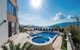 Sale, office space, 427m², Baošići, Herceg Novi