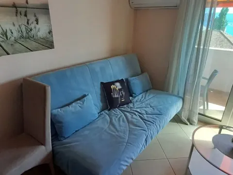 Izdavanje, jednosoban stan, 45m², Centar, Tivat - image 4