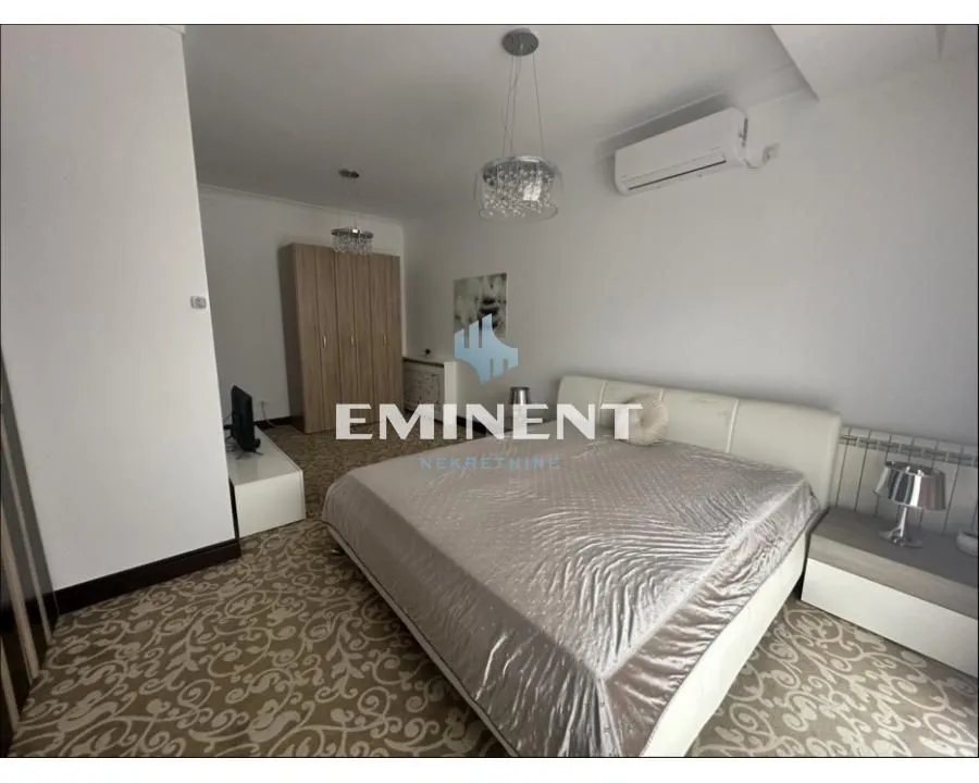 Rent, two bedroom apartment, 88m², Zemun Gornji Grad, Zemun Sve Podlokacije