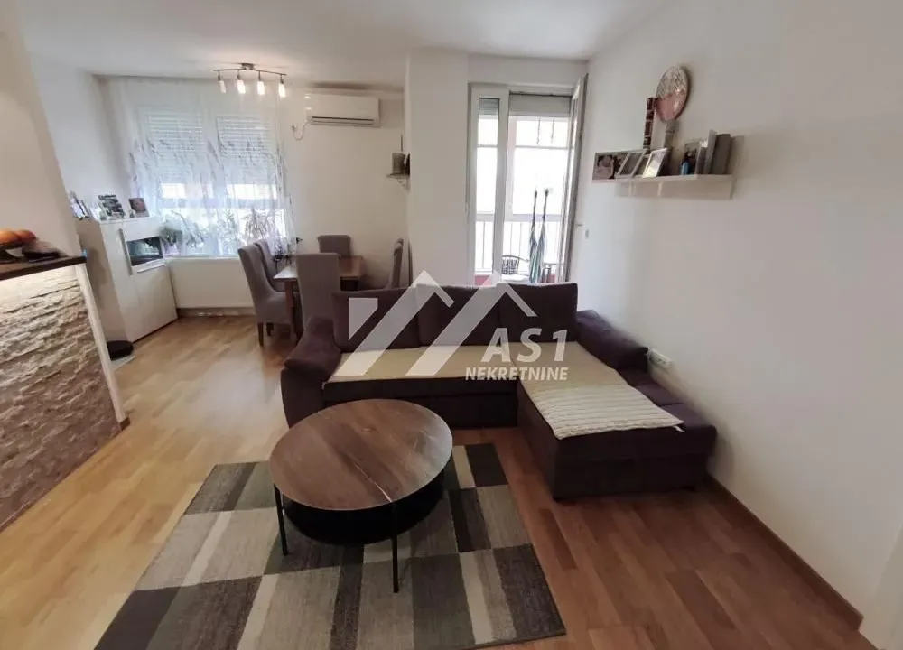 Izdavanje, trosoban stan, 60m², Detelinara, Novi Sad Sve Podlokacije
