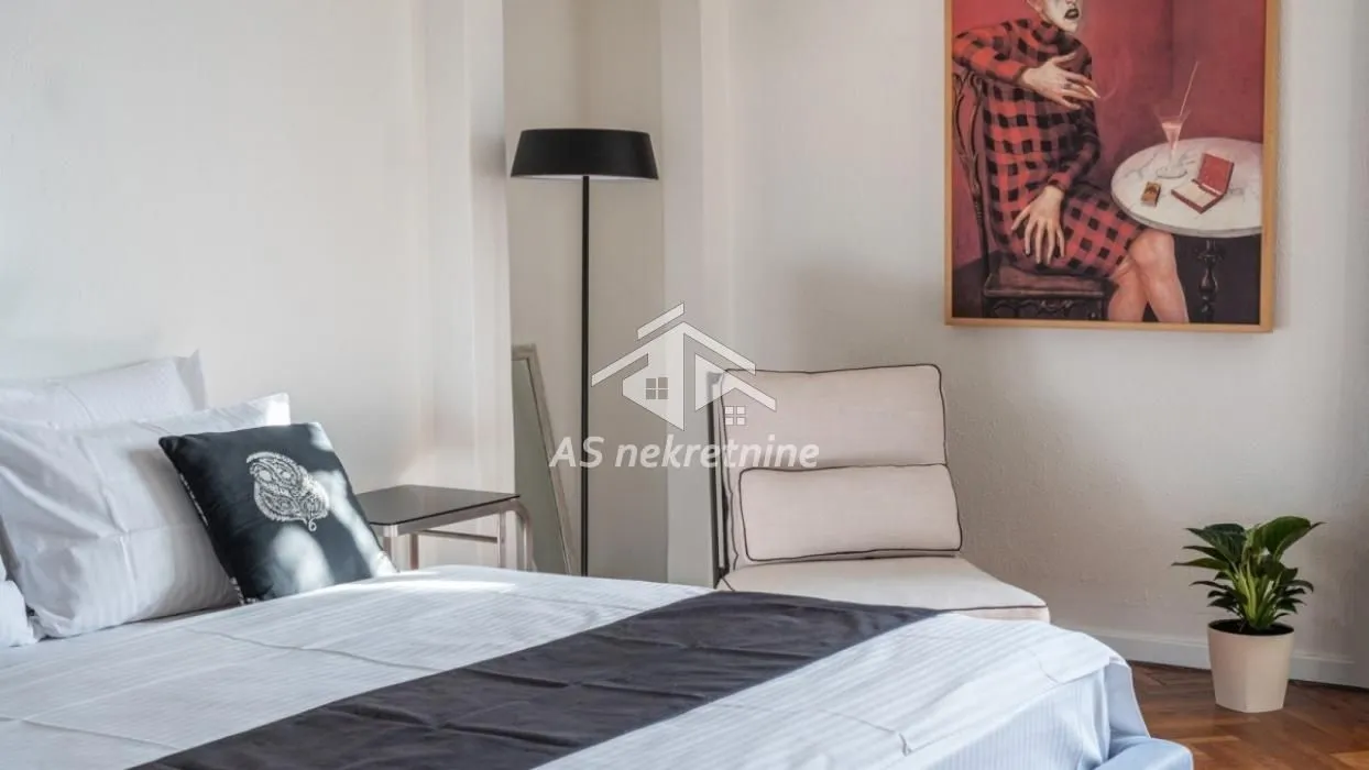 Izdavanje, trosoban stan, 90m², Stari Grad, Beograd