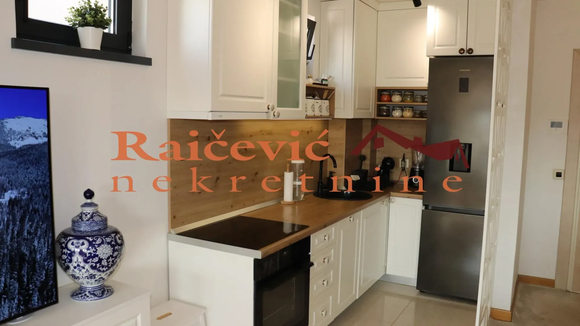 Prodaja, četvorosoban stan, 103m², Voždovac Sve Podlokacije, Beograd