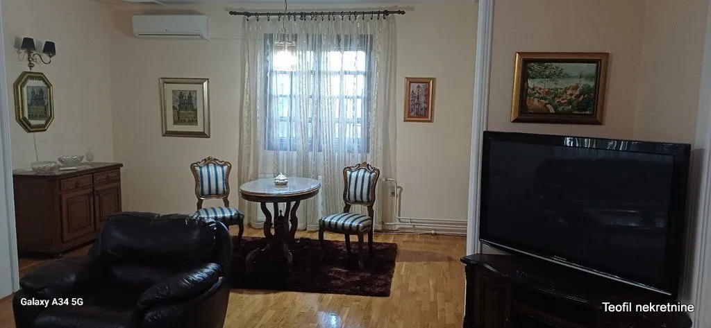 Izdavanje, kuća, 350m², Savski Venac, Beograd
