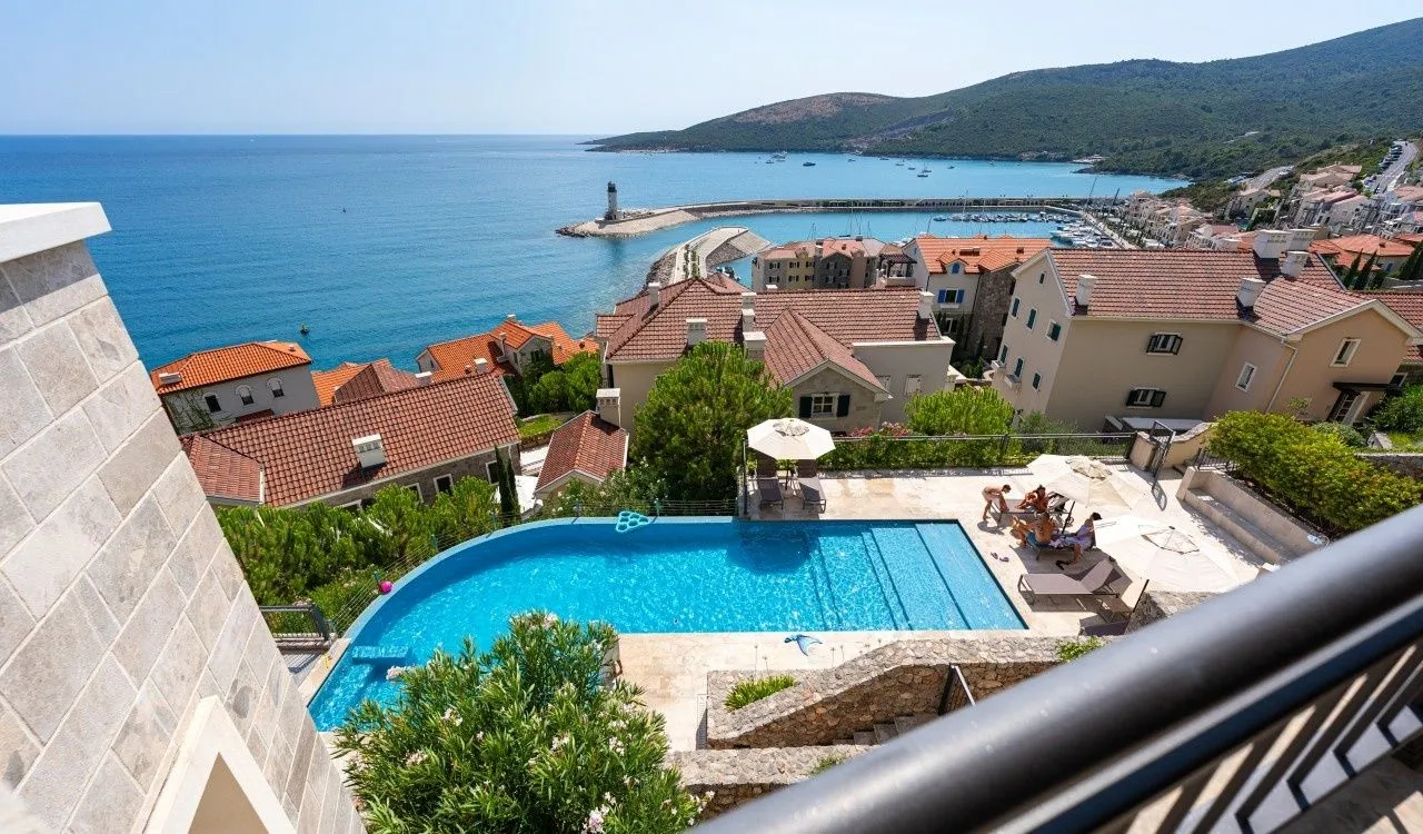 Prodaja, dvosoban stan, 118m², Luštica Bay, Tivat