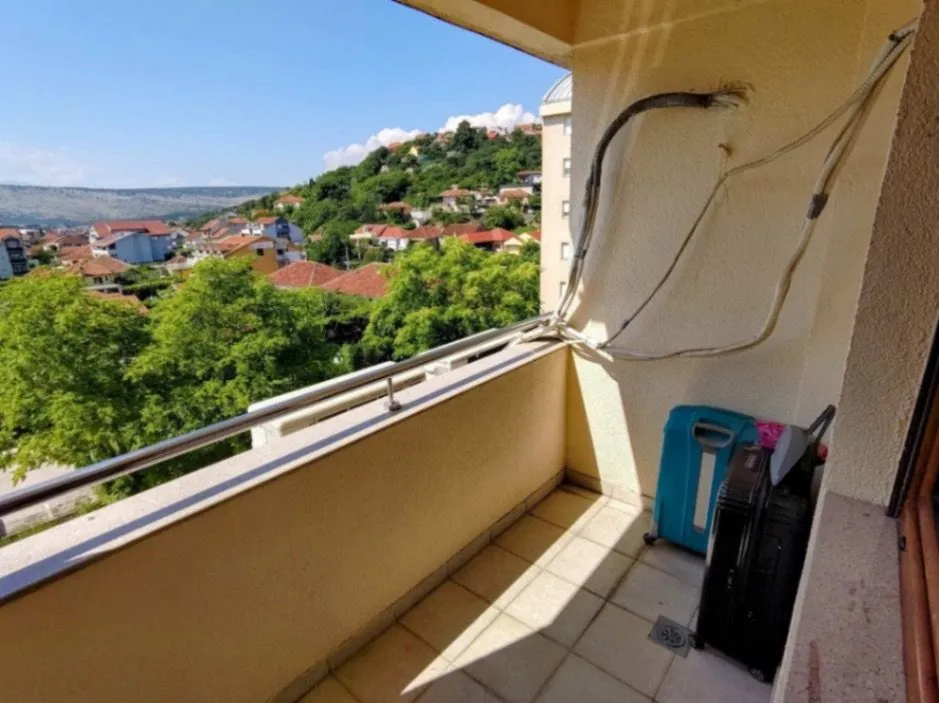 Izdavanje, dvosoban stan, 90m², Preko Morače, Podgorica