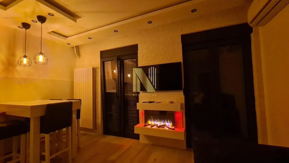 Izdavanje, dvosoban stan, 45m², Bulevar Oslobodjenja, Novi Sad Sve Podlokacije
