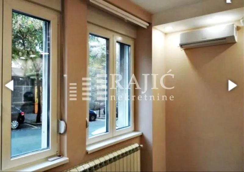 Rent, three bedroom apartment, 60m², Skadarlija, Beograd