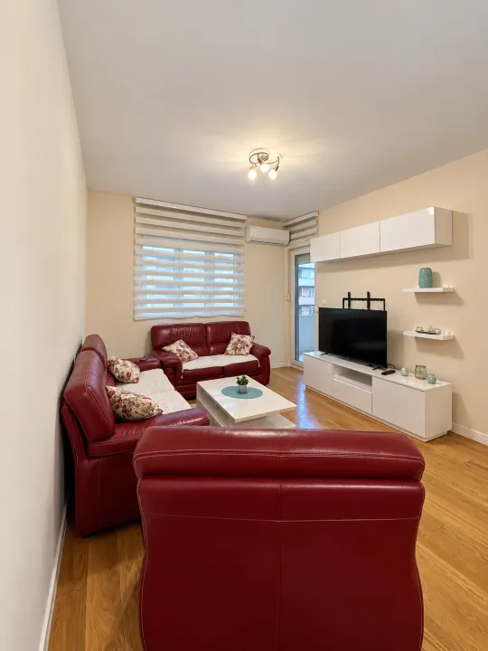 Rent, one bedroom apartment, 49m², Central Point, Podgorica