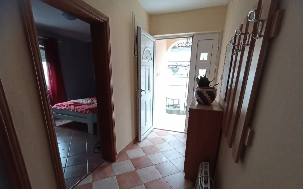 Rent, one bedroom apartment, 55m², Šušanj, Bar