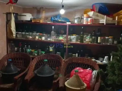 Prodaja, kuća, 400m², Podgorica, Crna Gora - image 3