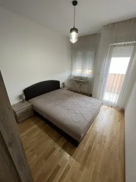 Izdavanje, jednosoban stan, 45m², City Kej, Podgorica - image 3